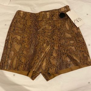 Zara snakeskin skort